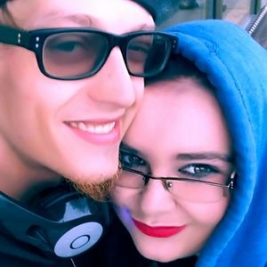 Meet your Posher, Amelia